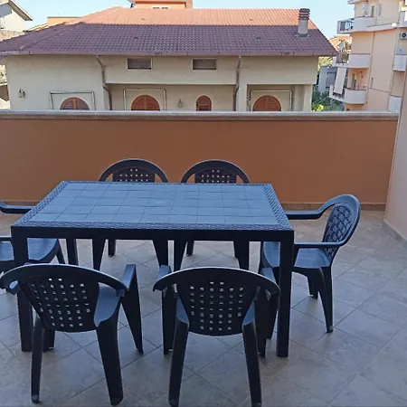 Zostera メーリト・ディ・ポルト・サルヴォ